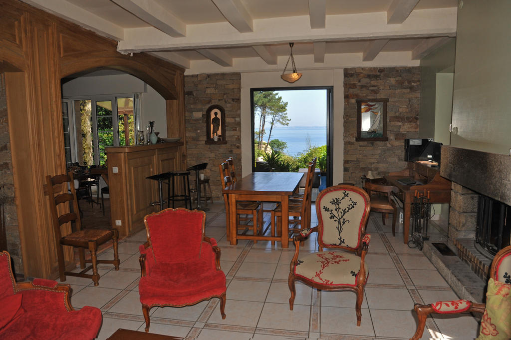 Les Fous De Bassans Acomodação com café da manhã Poullan-sur-Mer Exterior foto